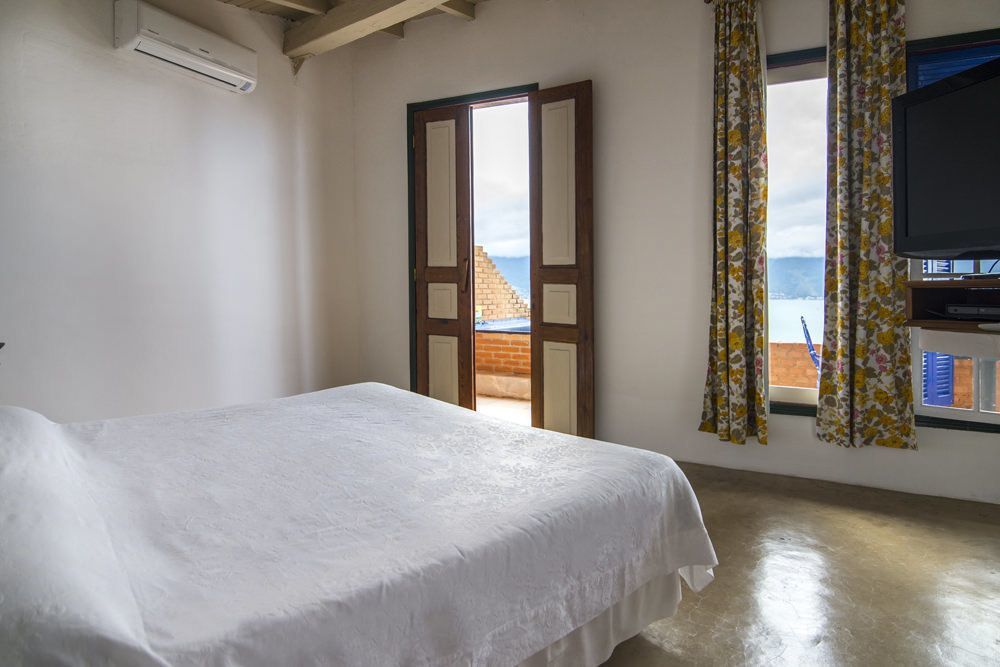 Hotel Pousada Maison Joly Ilhabela Exterior photo